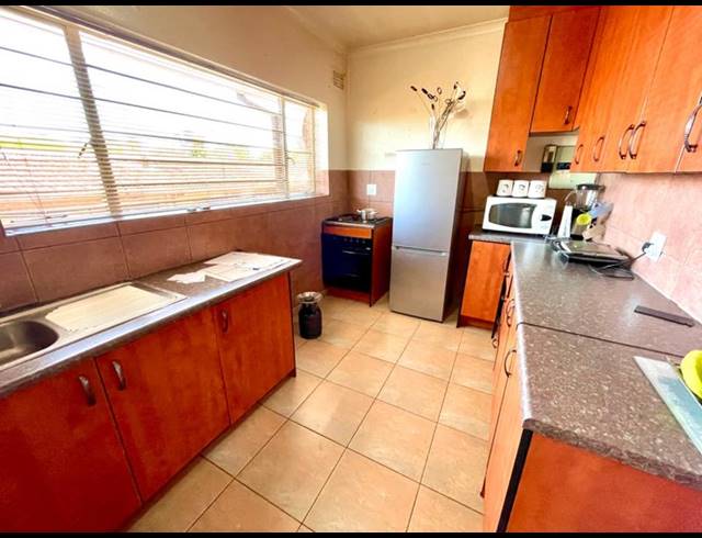 2 BEDROOM APARTMENT FOR SALE IN QUELLERIE PARK